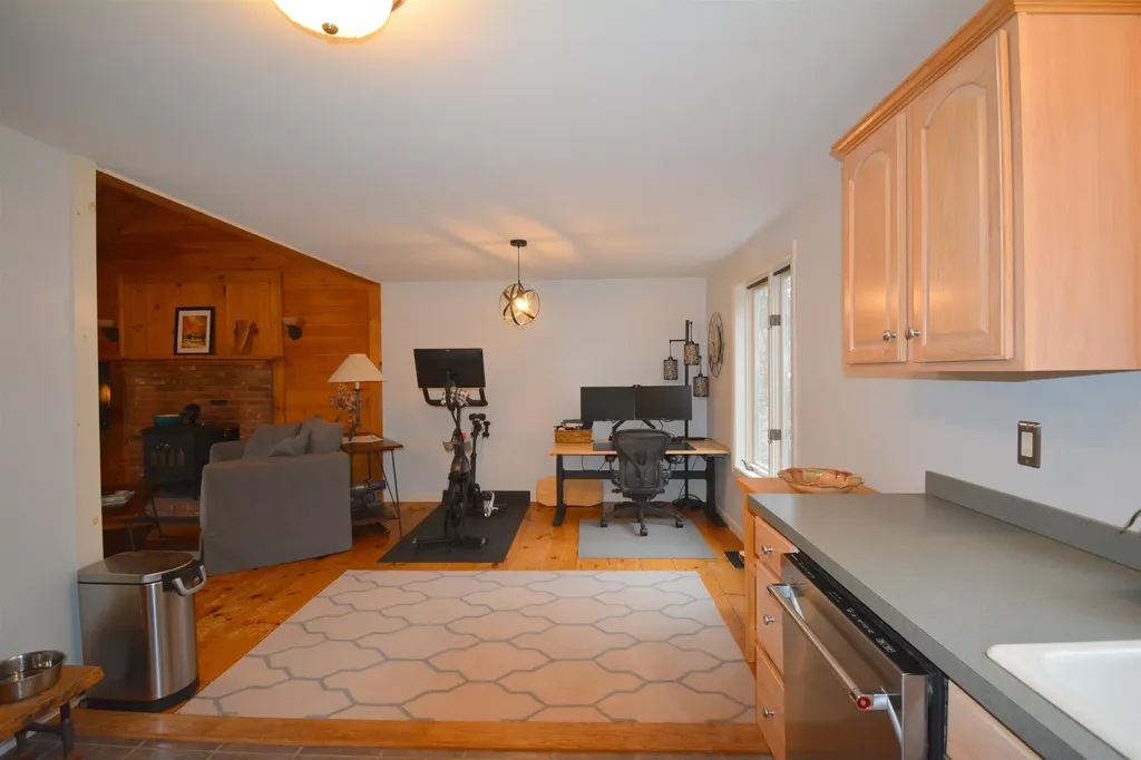 25 Summit Drive Grantham NH 03753