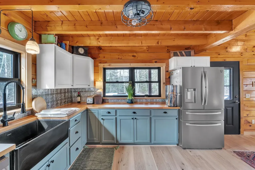 15 Knapp Drive Orange VT 05641