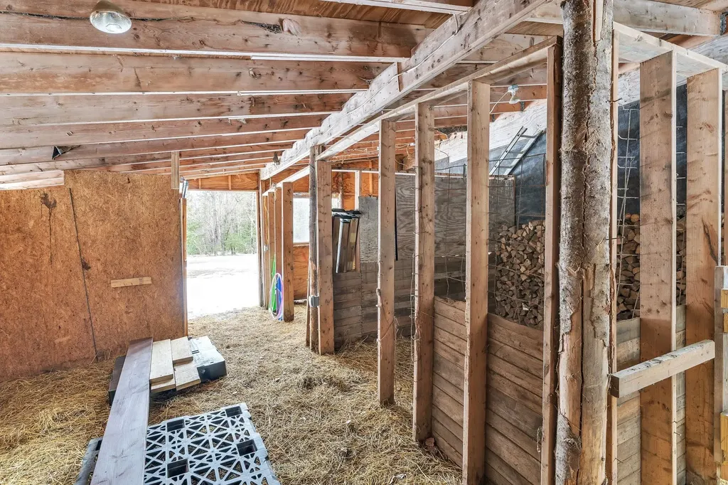 15 Knapp Drive Orange VT 05641