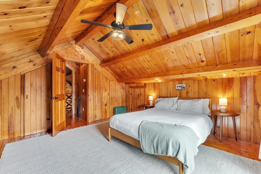 15 Knapp Drive Orange VT 05641