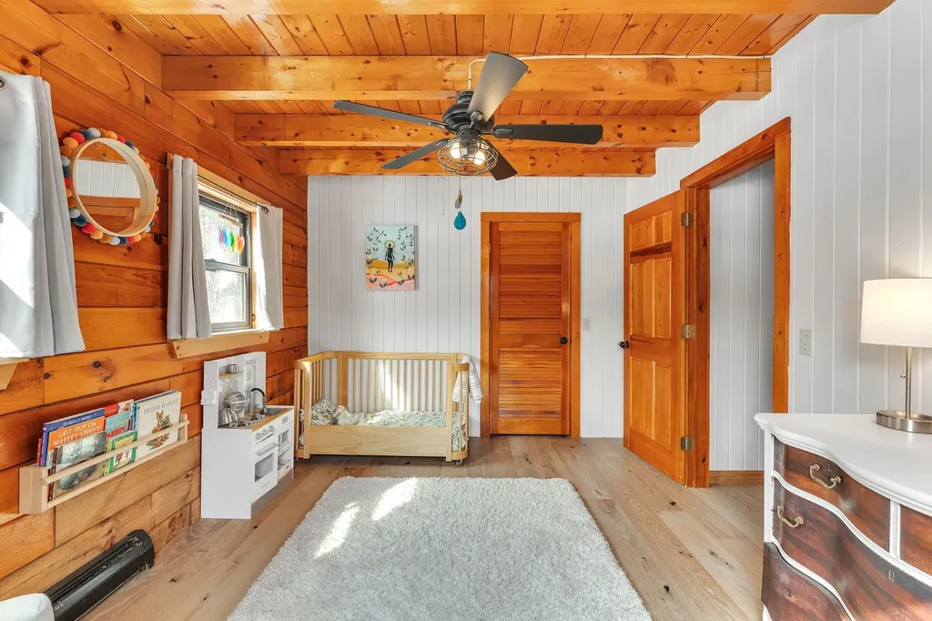 15 Knapp Drive Orange VT 05641