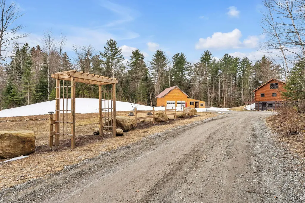 15 Knapp Drive Orange VT 05641