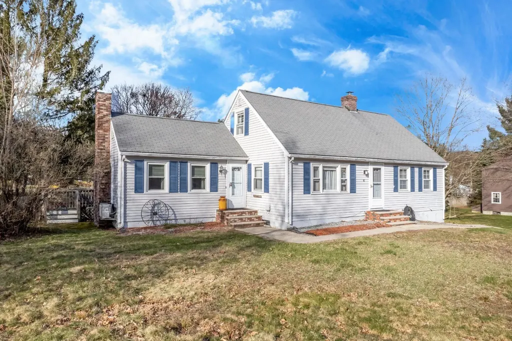 81 Searles Road Nashua NH 03062