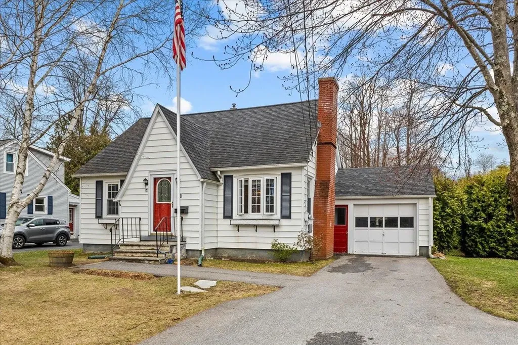 43 Sunset Avenue South Burlington VT 05403