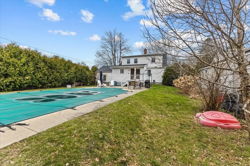 43 Sunset Avenue South Burlington VT 05403