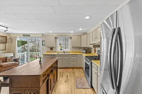 43 Sunset Avenue South Burlington VT 05403