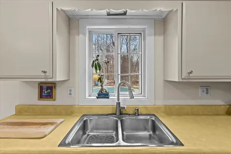 43 Sunset Avenue South Burlington VT 05403
