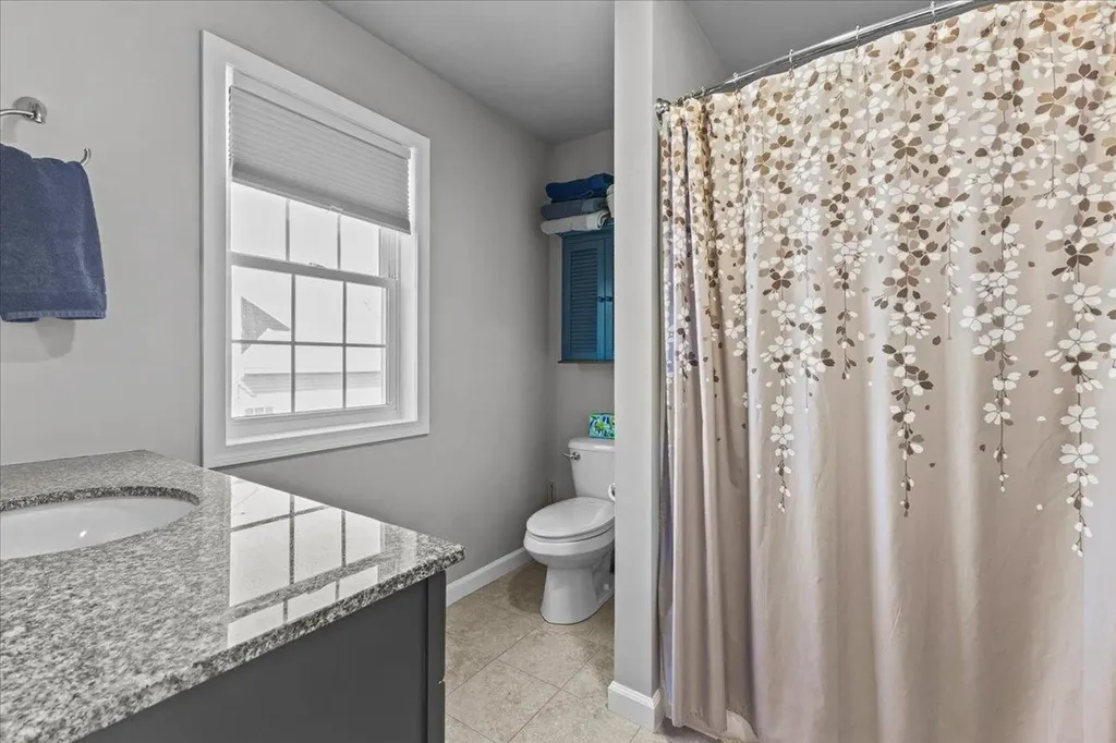 222a Ledgewood Lane Georgia VT 05468