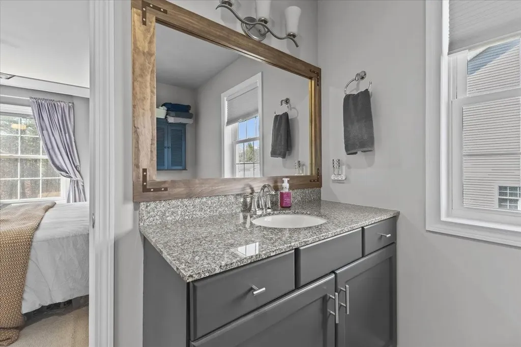 222a Ledgewood Lane Georgia VT 05468