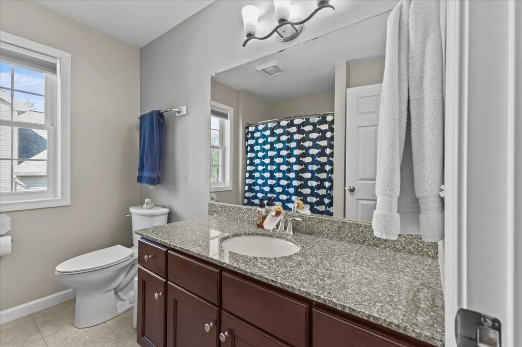 222a Ledgewood Lane Georgia VT 05468