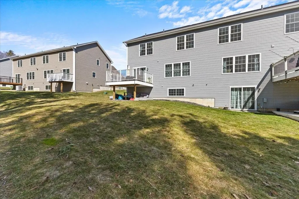 222a Ledgewood Lane Georgia VT 05468