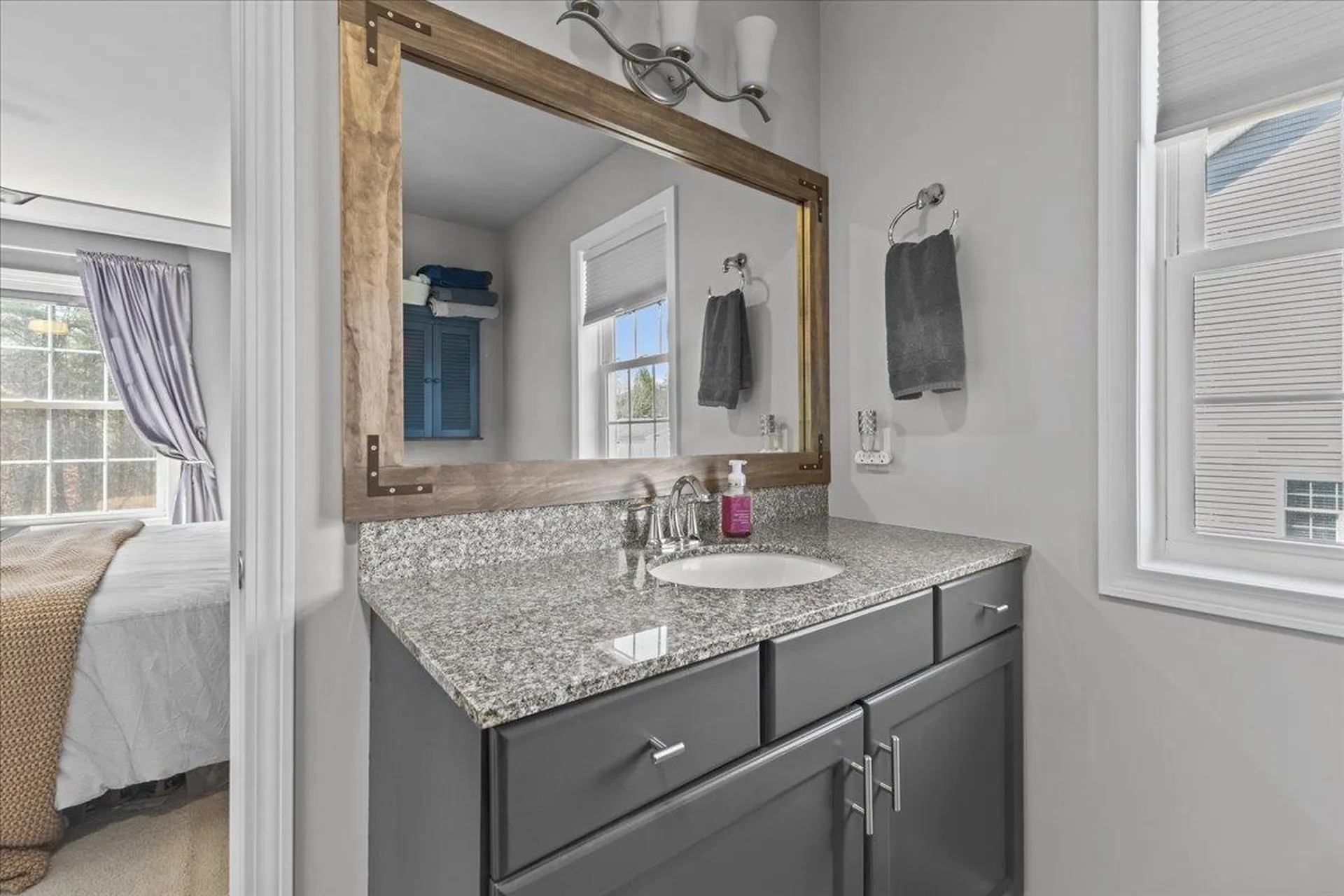 222a Ledgewood Lane Georgia VT 05468