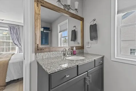 222a Ledgewood Lane Georgia VT 05468