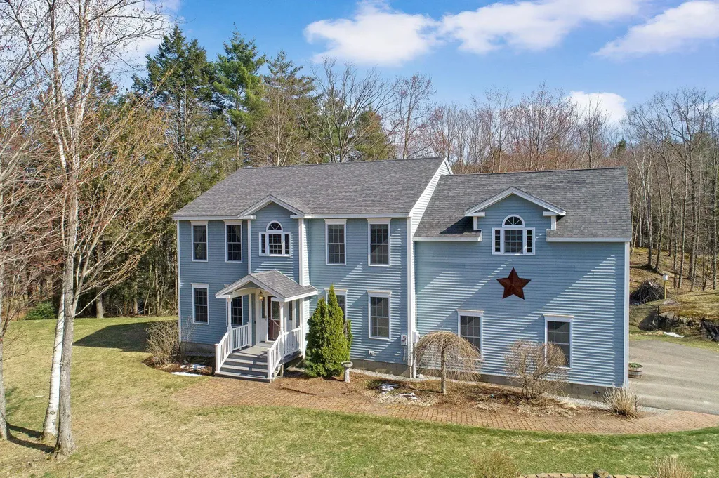 81 Meadow Drive Weare NH 03281