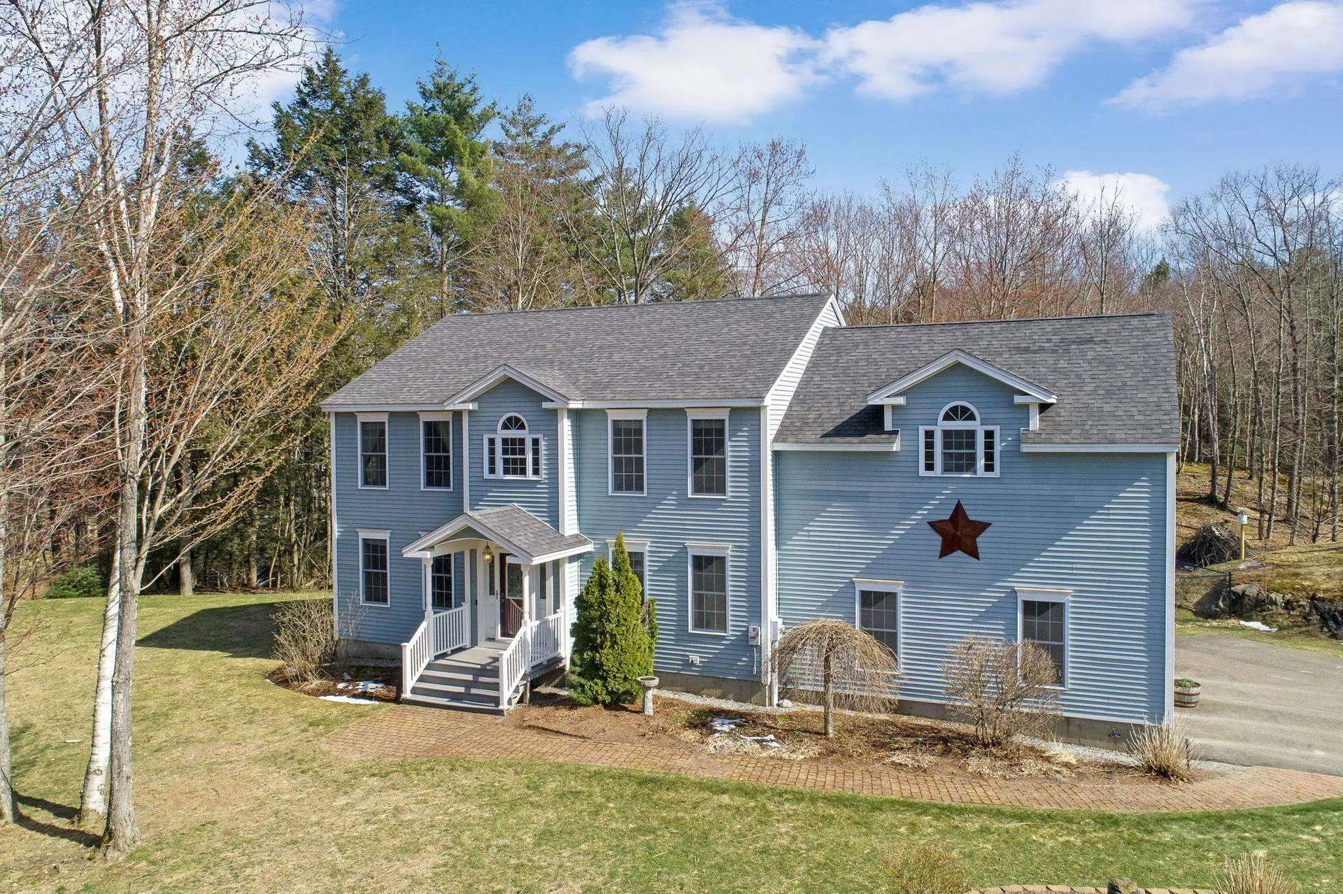 81 Meadow Drive Weare NH 03281