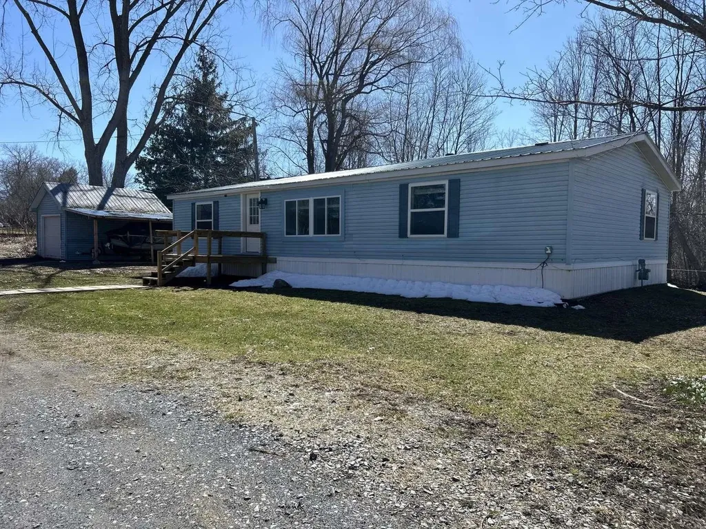 2502 Bronson Road St. Albans Town VT 05478