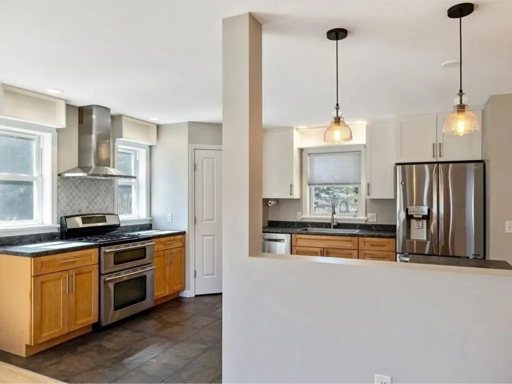 34 Blakewood Drive Georgia VT 05468