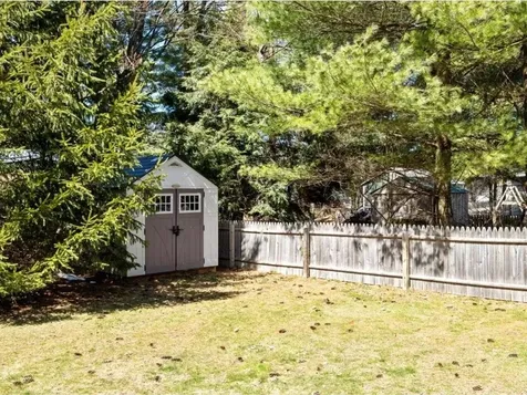 34 Blakewood Drive Georgia VT 05468