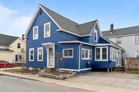 9 Pierce Street Nashua NH 03060
