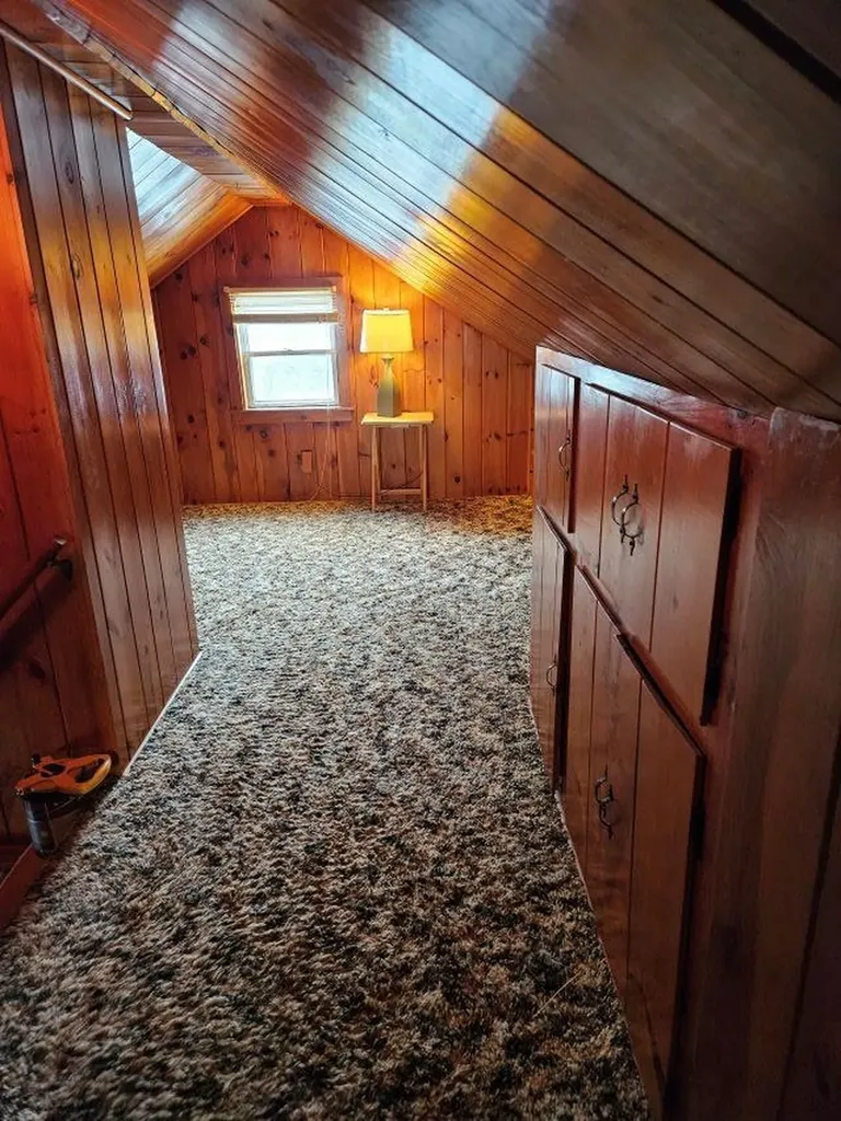 24 Leslie Avenue Claremont NH 03743