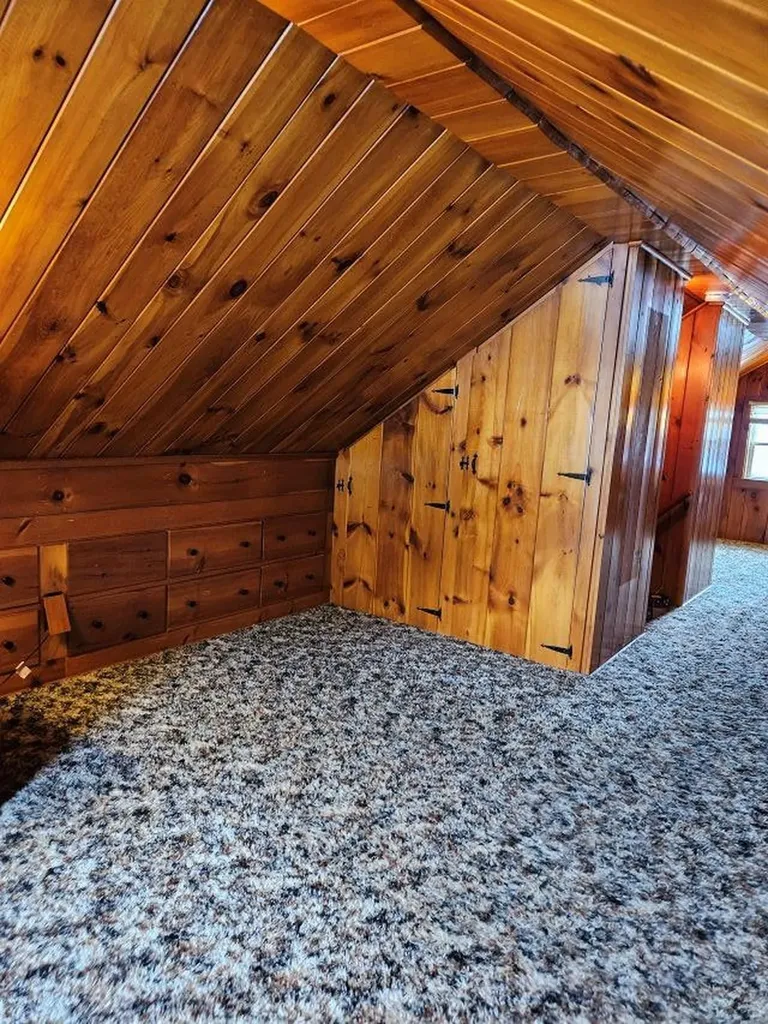 24 Leslie Avenue Claremont NH 03743