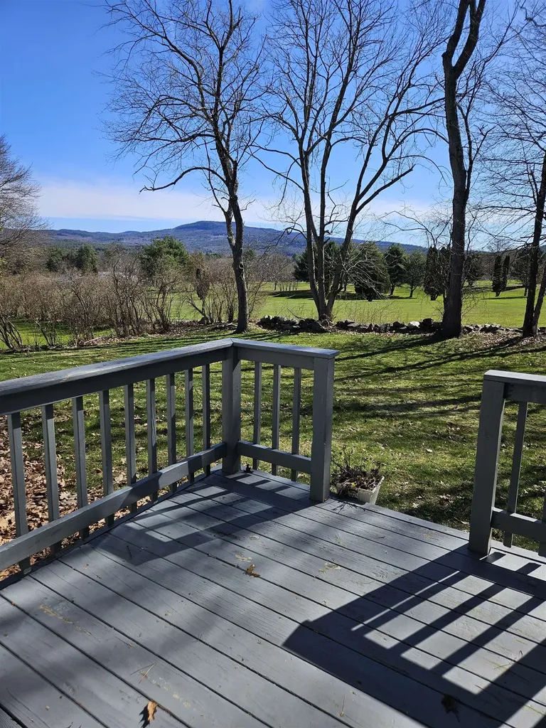 24 Leslie Avenue Claremont NH 03743