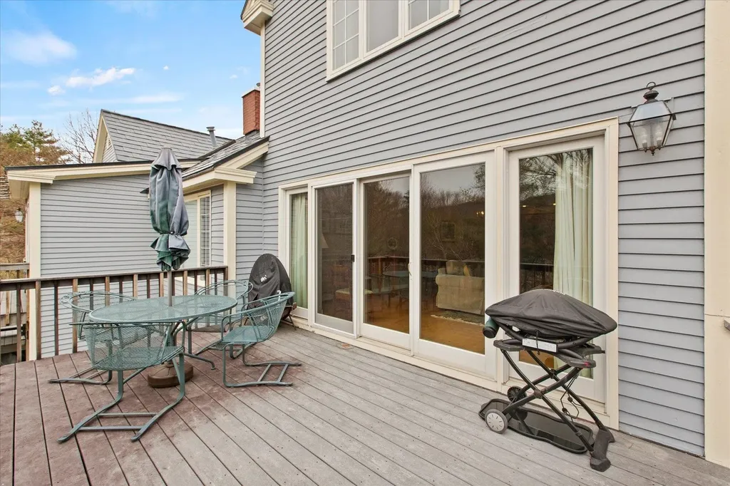 102 Falcons Bluff Road Manchester VT 05254