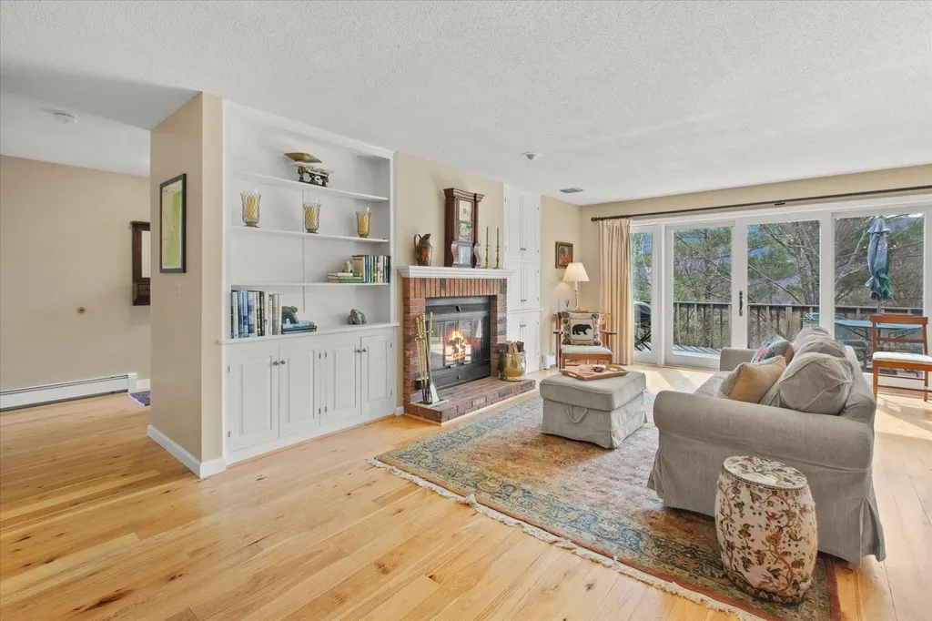 102 Falcons Bluff Road Manchester VT 05254