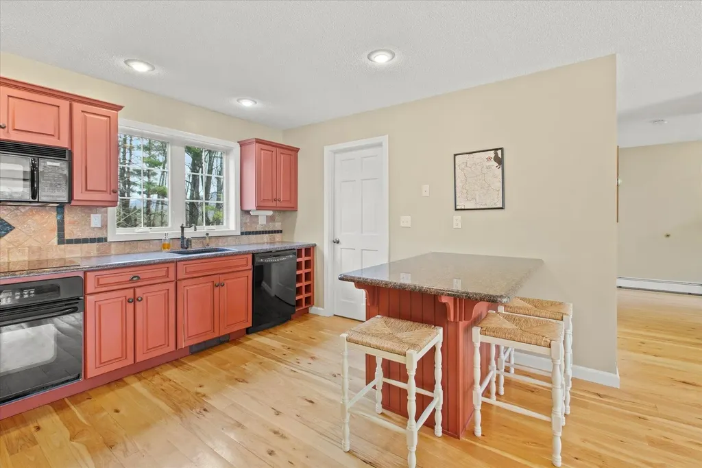 102 Falcons Bluff Road Manchester VT 05254