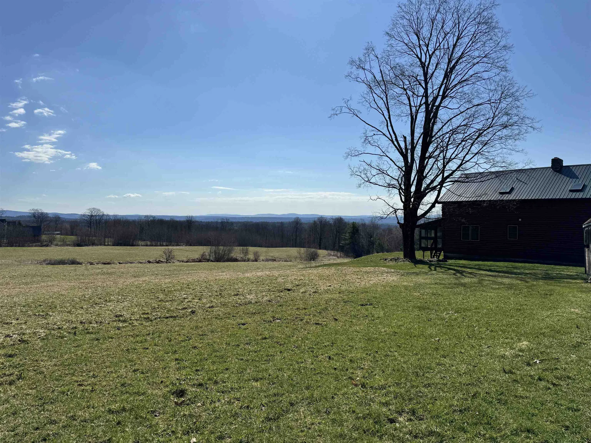28 Sunset Hill Drive Canterbury NH 03224
