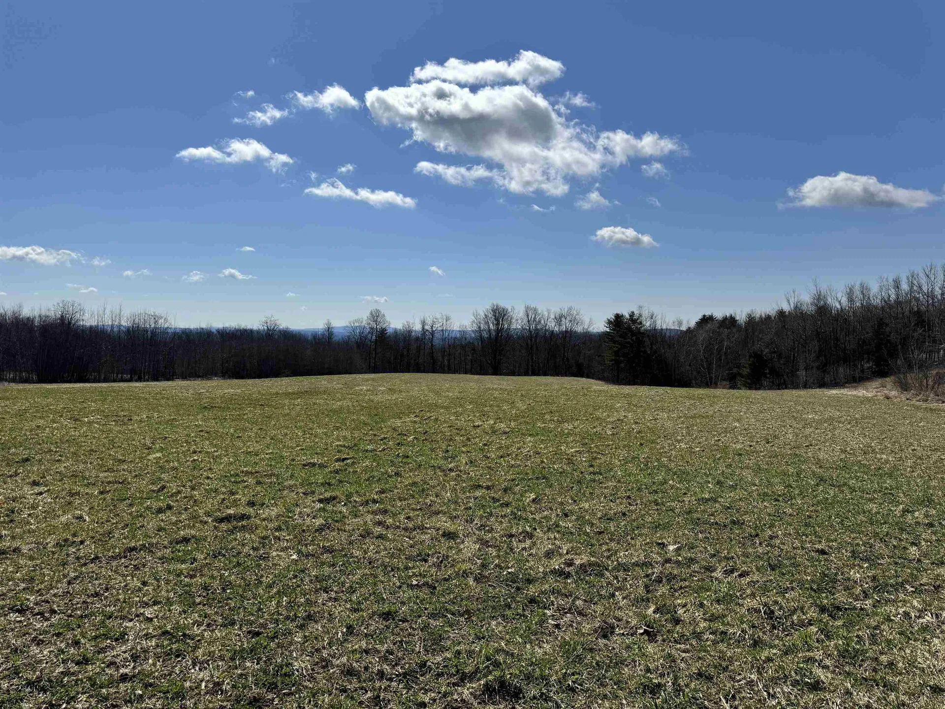 28 Sunset Hill Drive Canterbury NH 03224