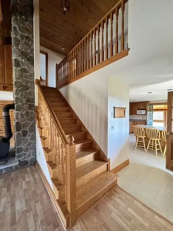 28 Sunset Hill Drive Canterbury NH 03224