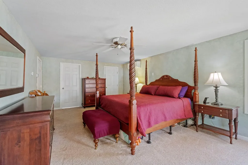 46 Elk Drive Bedford NH 03110