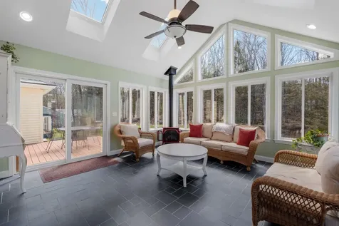 46 Elk Drive Bedford NH 03110