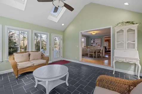 46 Elk Drive Bedford NH 03110