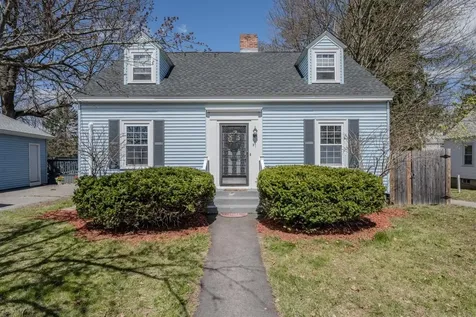 21 Fairmount Street Nashua NH 03064