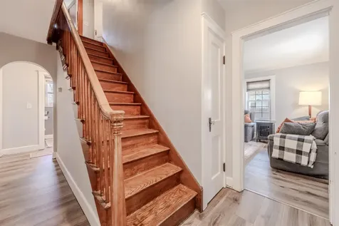 21 Fairmount Street Nashua NH 03064
