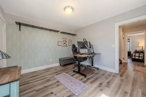 21 Fairmount Street Nashua NH 03064