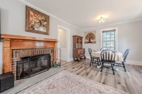 21 Fairmount Street Nashua NH 03064