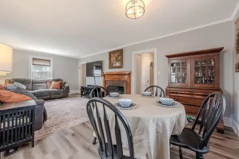 21 Fairmount Street Nashua NH 03064