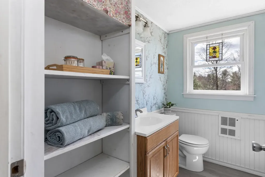 858 Hall Road Bristol NH 03222
