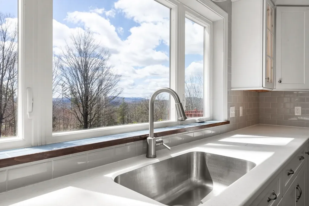 858 Hall Road Bristol NH 03222