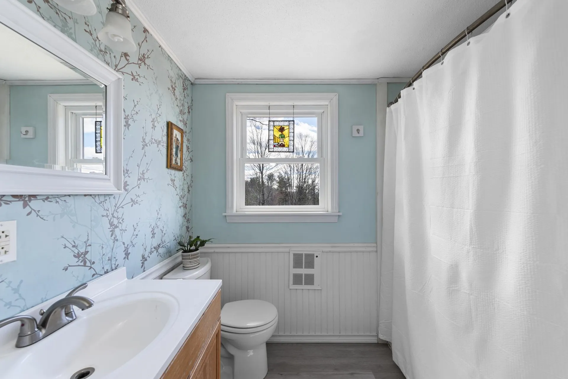858 Hall Road Bristol NH 03222