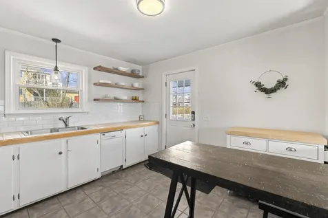 5 Hill Street Dover NH 03820