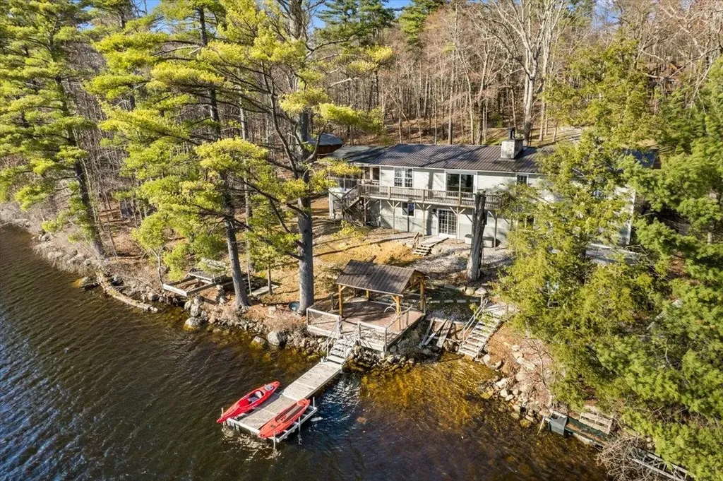 40 White Oak Pond Road Holderness NH 03245