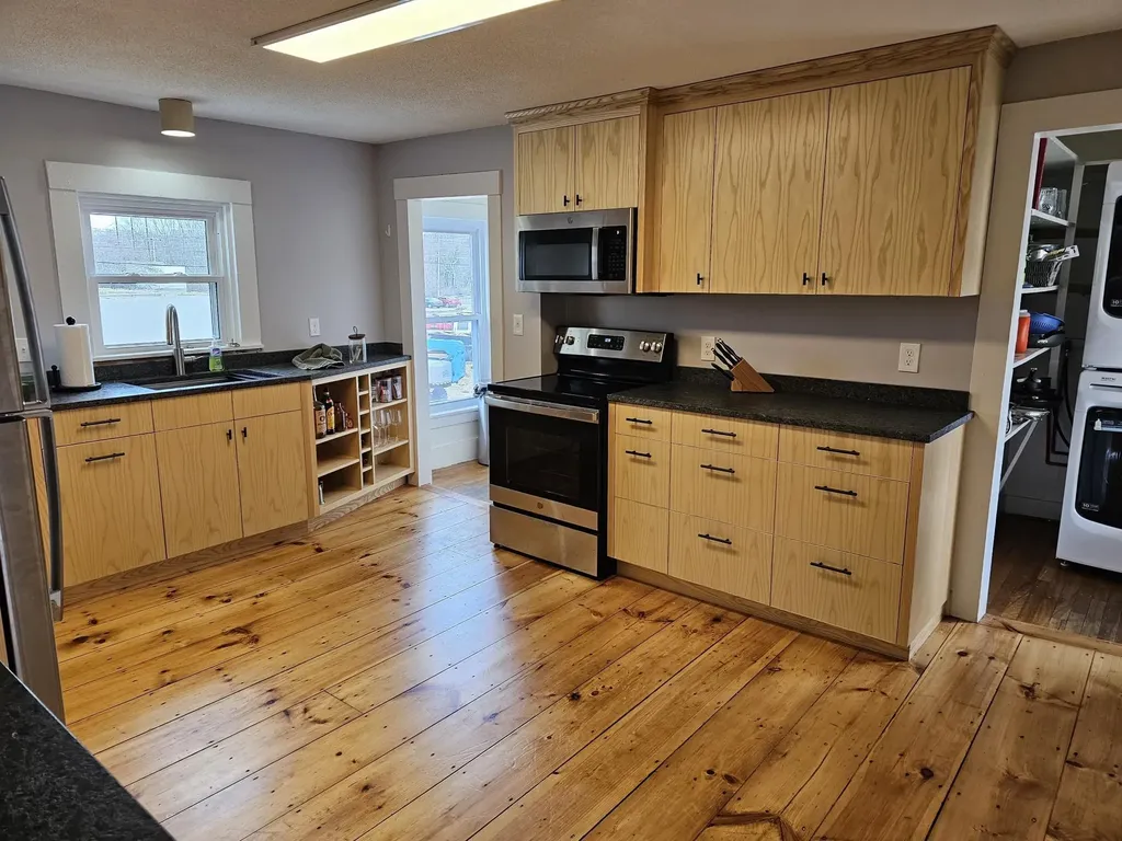 18 Pearl Street Keene NH 03431