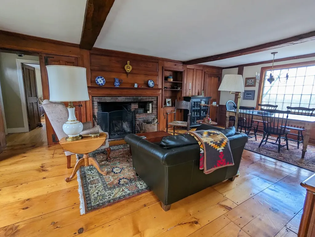 40 Gould Hill Road Hopkinton NH 03229