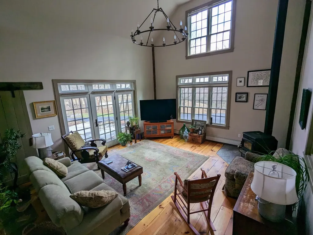 40 Gould Hill Road Hopkinton NH 03229