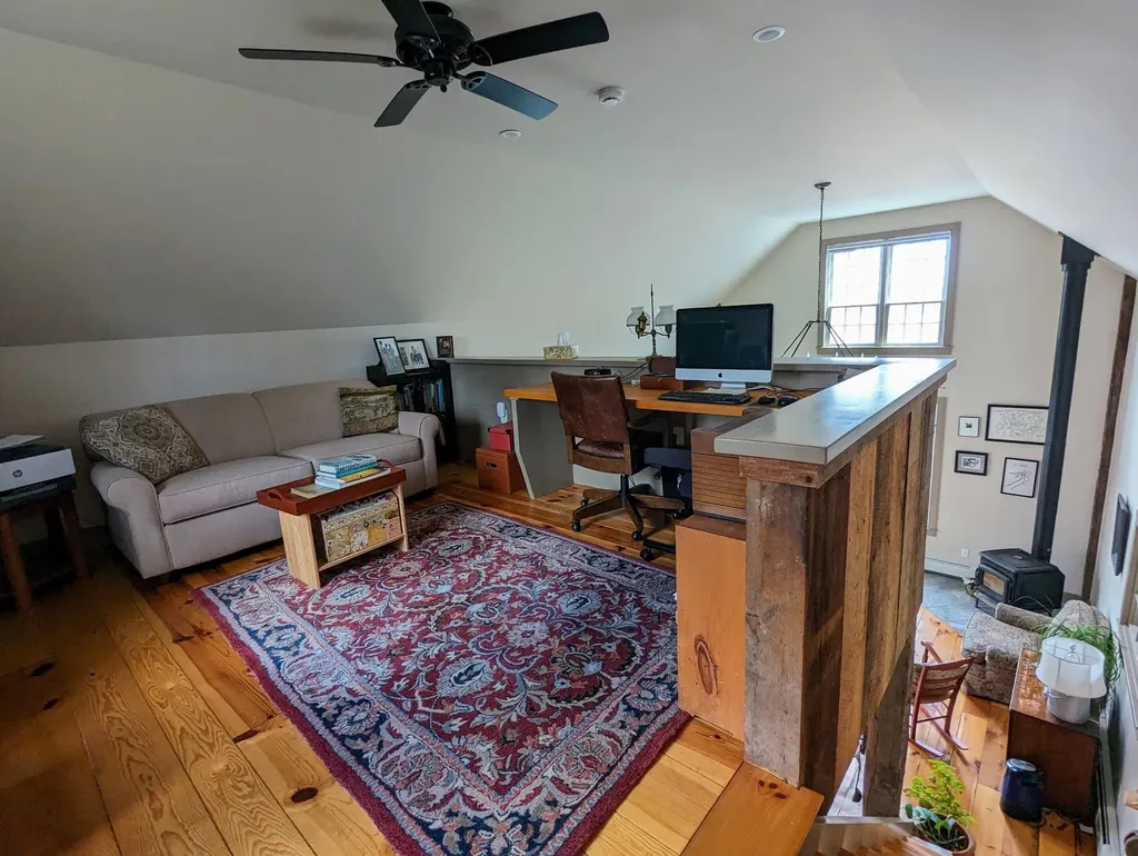 40 Gould Hill Road Hopkinton NH 03229