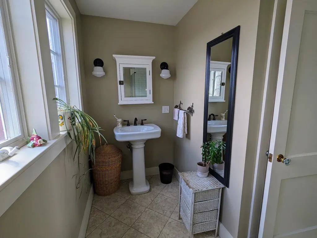 40 Gould Hill Road Hopkinton NH 03229